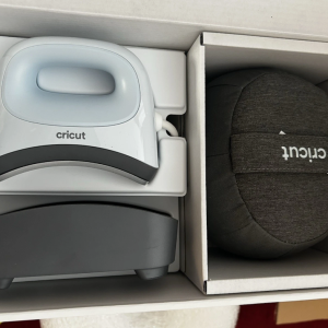 cricut hat press